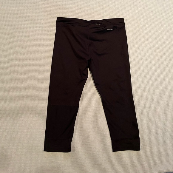 Nike Compression Capri - Picture 3 of 4